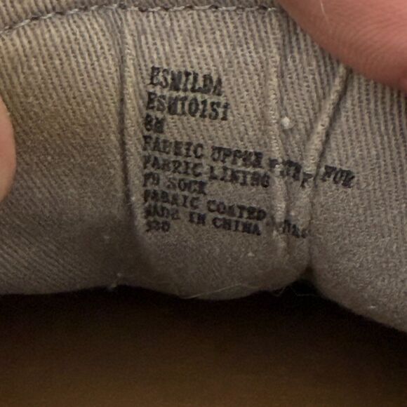 Steve Madden Size 8M Faux Fur Suede Pom Pom Puff Ball Gray Sneakers Pull On - Picture 9 of 10